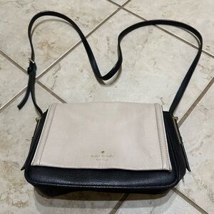 Kate Spade New York 100% Leather Crossbody Bag Black PalePink Flap Gold Hardware